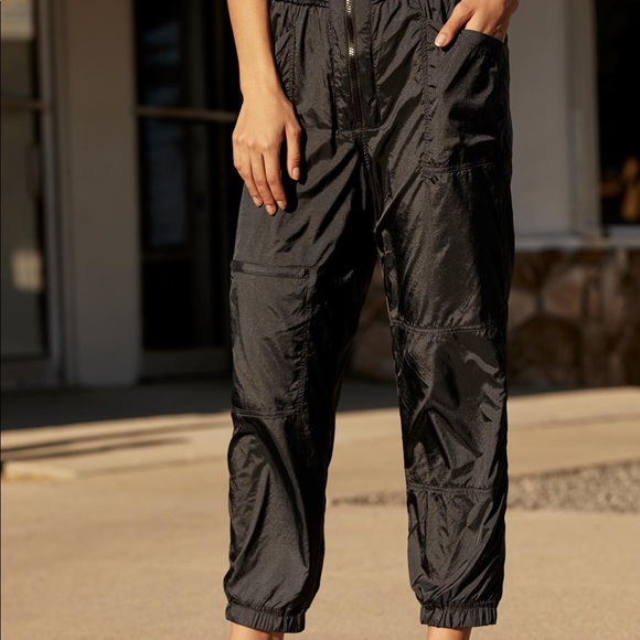 Free people pants BLACK COLOR NWT SZ M - Picture 2 of 7